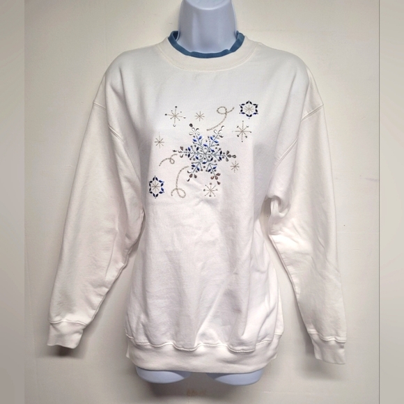 M&C Sportswear White Sweatshirt Embellished M - Picture 1 of 3